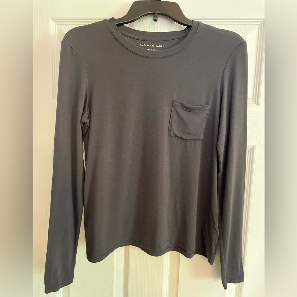 American Eagle woman’s Soft & Sexy shirt XS